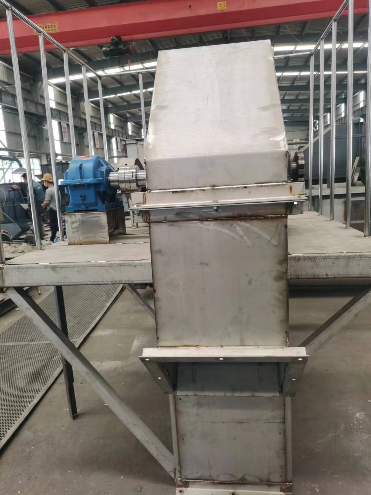 Z型提升機如何防止鏈條脫齒？ (提升機使用視頻)